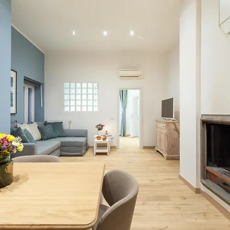 Trevi Fountain Boutique Apartamento *